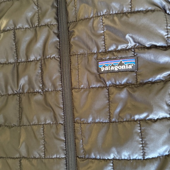 Patagonia Women’s Nano Puff Vest XS - Picture 3 of 9